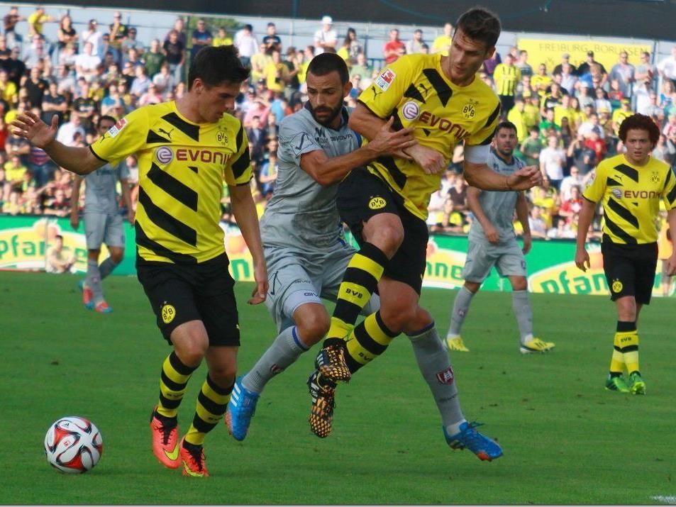Über 7000 Zuschauer kamen zum Freundschaftsspiel zwischen Dortmund und Verona nach Altach.