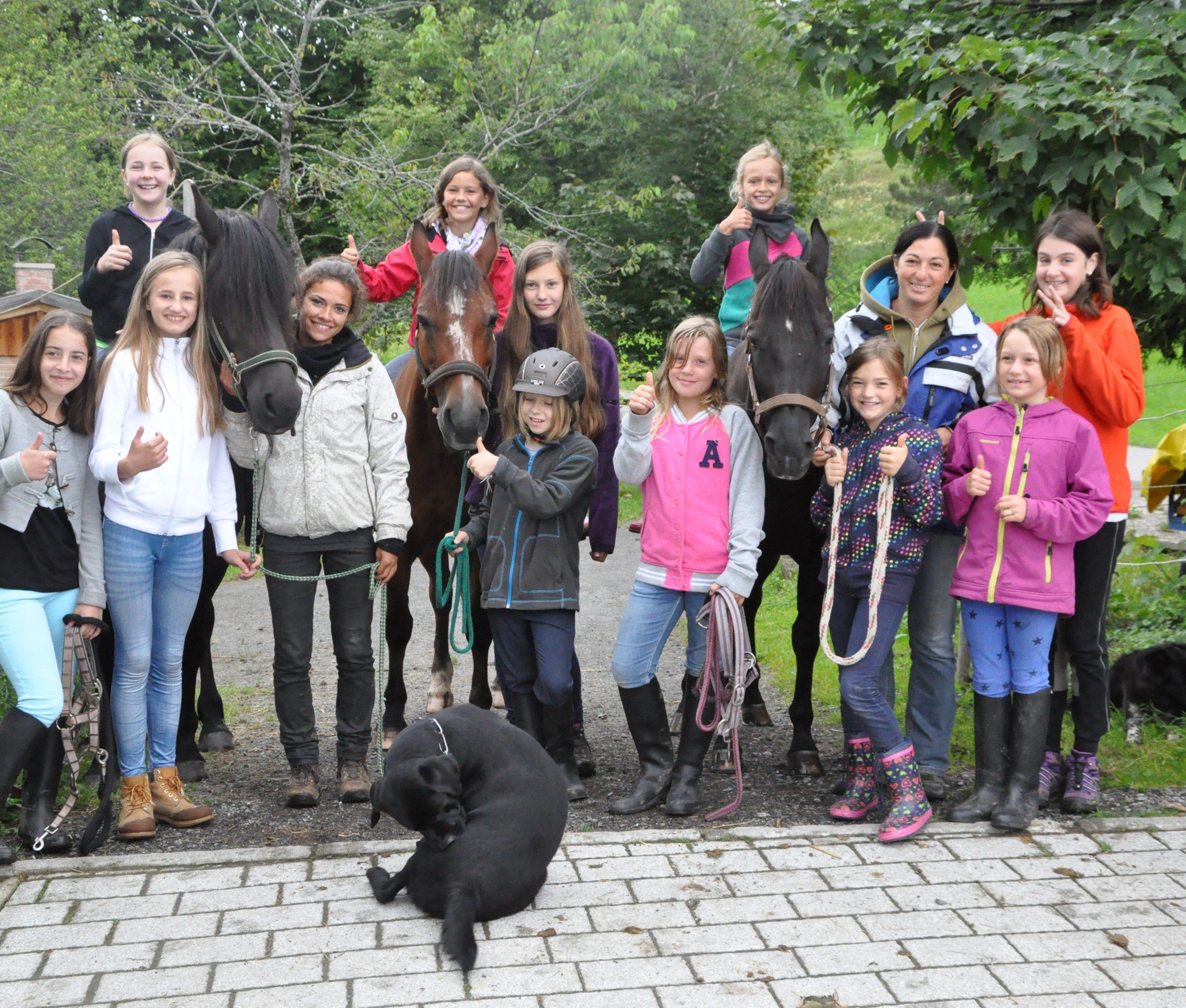 Viel Action und Spaß für die Kinder bei den Erlebniswochen am Trekkinghof Furx