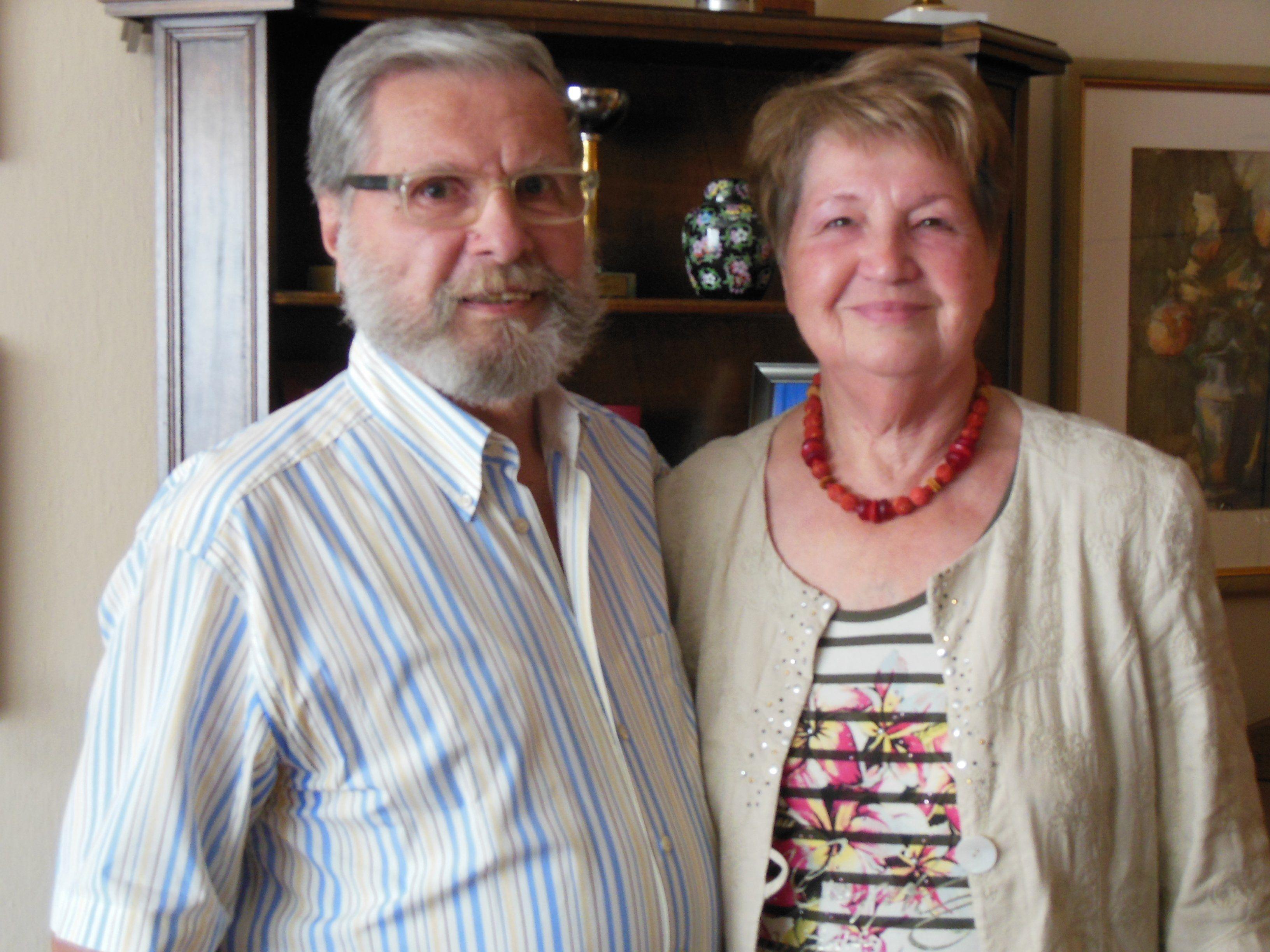 50 Jahre sind wie im Flug vergangen – das Paar genießt nach vielen arbeitsreichen Jahren den Ruhestand.
