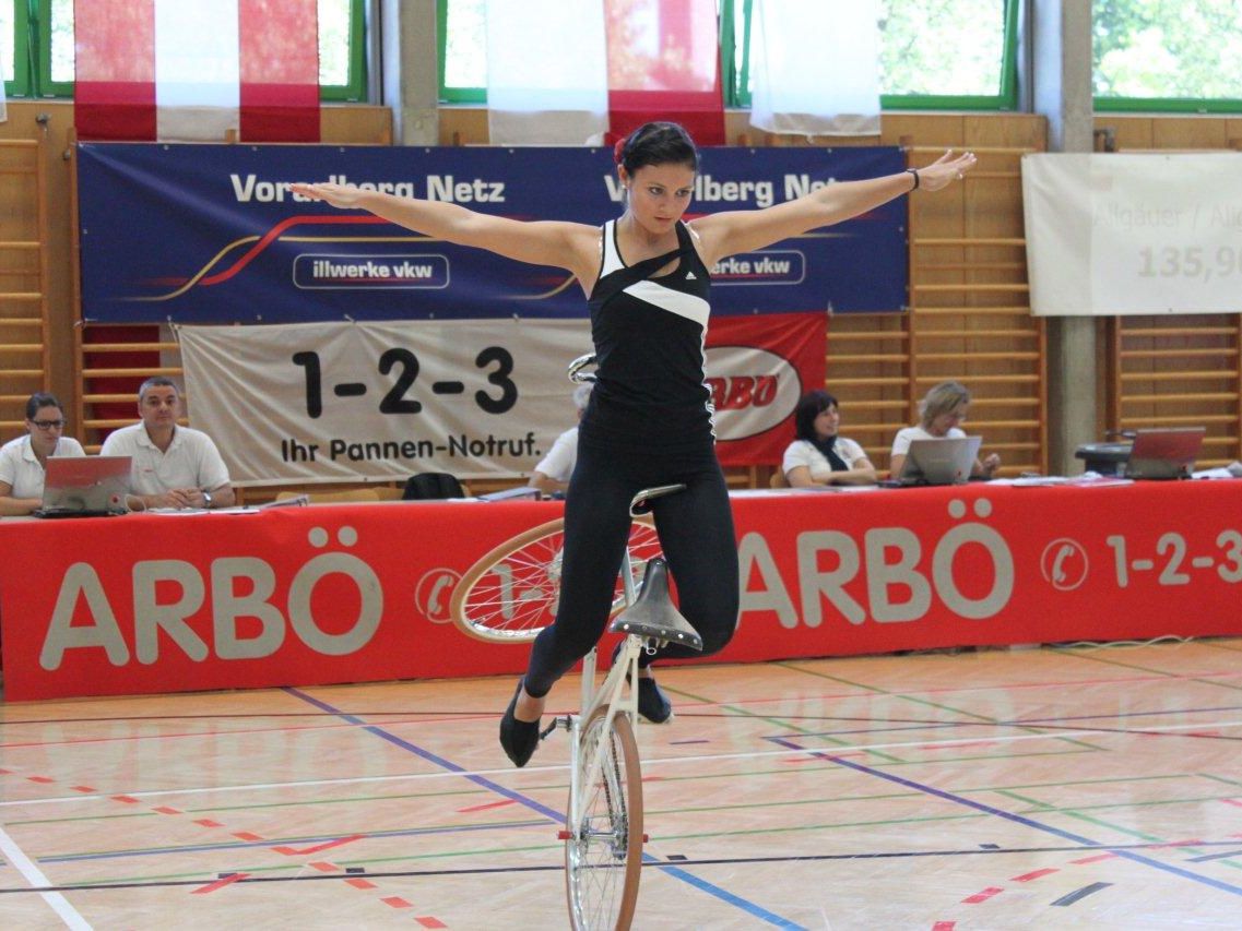 Parade-Athletin Adriana Mathis aus Meiningen ist beim Ems-Cup am Start.