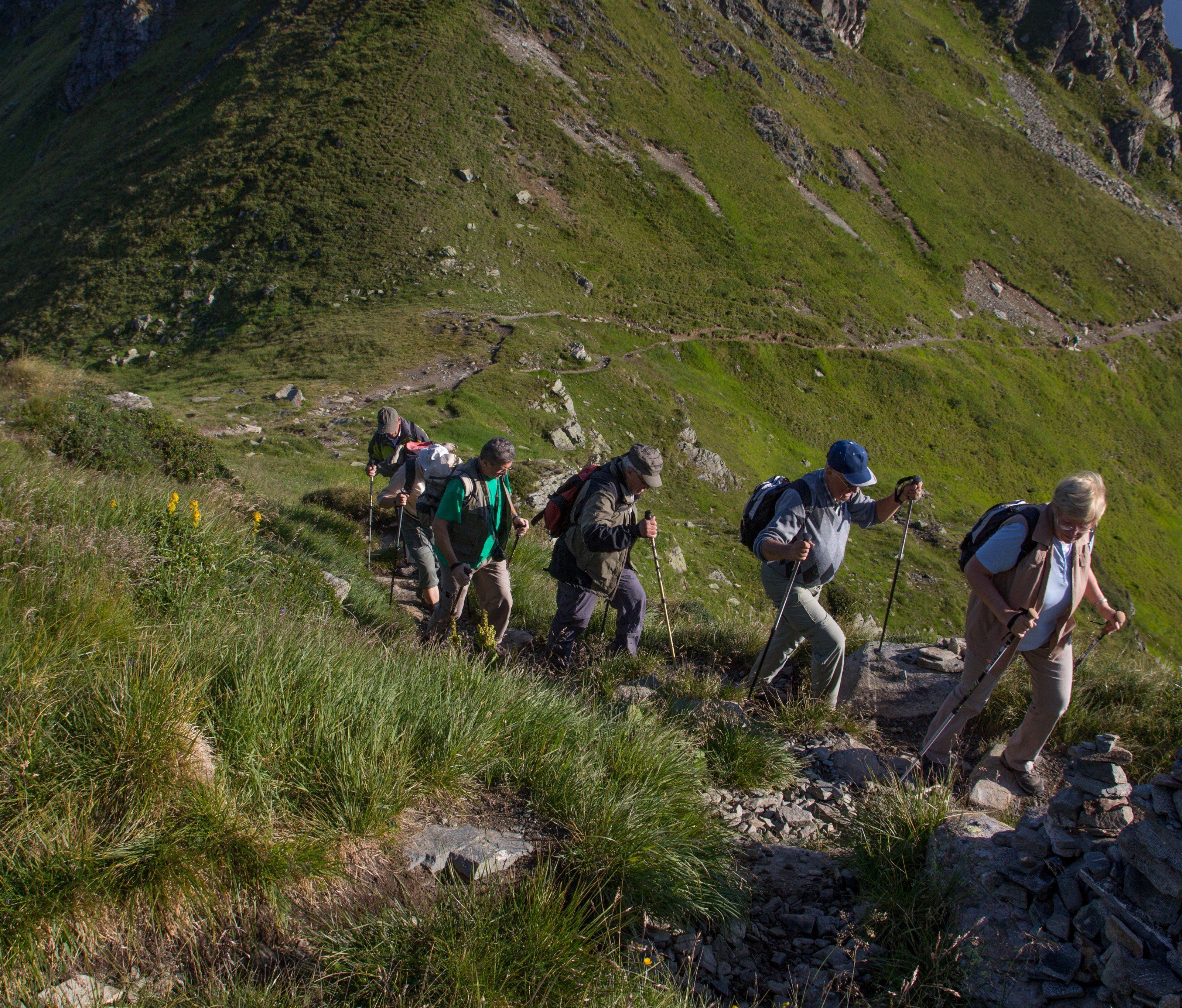 Die beiden Bergrettungen St. Gallenkirch und Gaschurn laden zur 43. Montafoner Silvretta Gebirgswanderung ein: