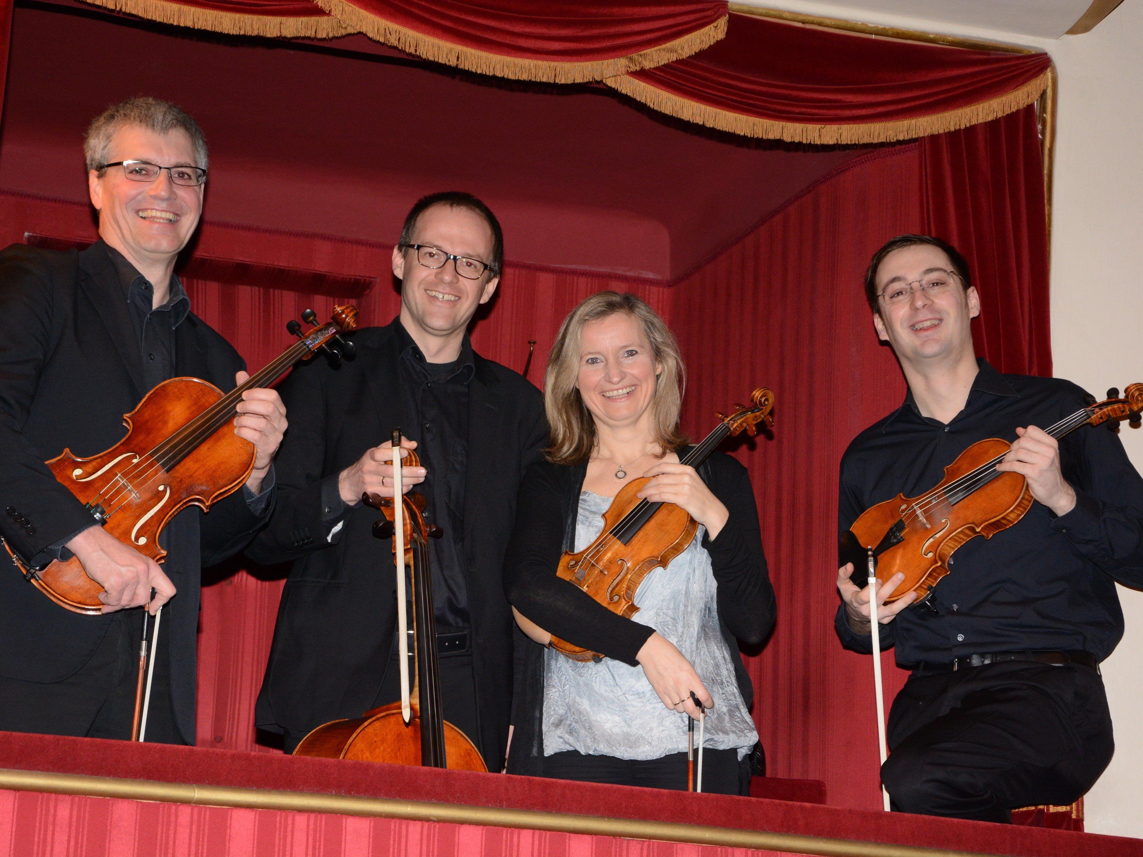 Die Streichersolisten der Wiener Volksoper garantieren für höchste musikalische Qualität.