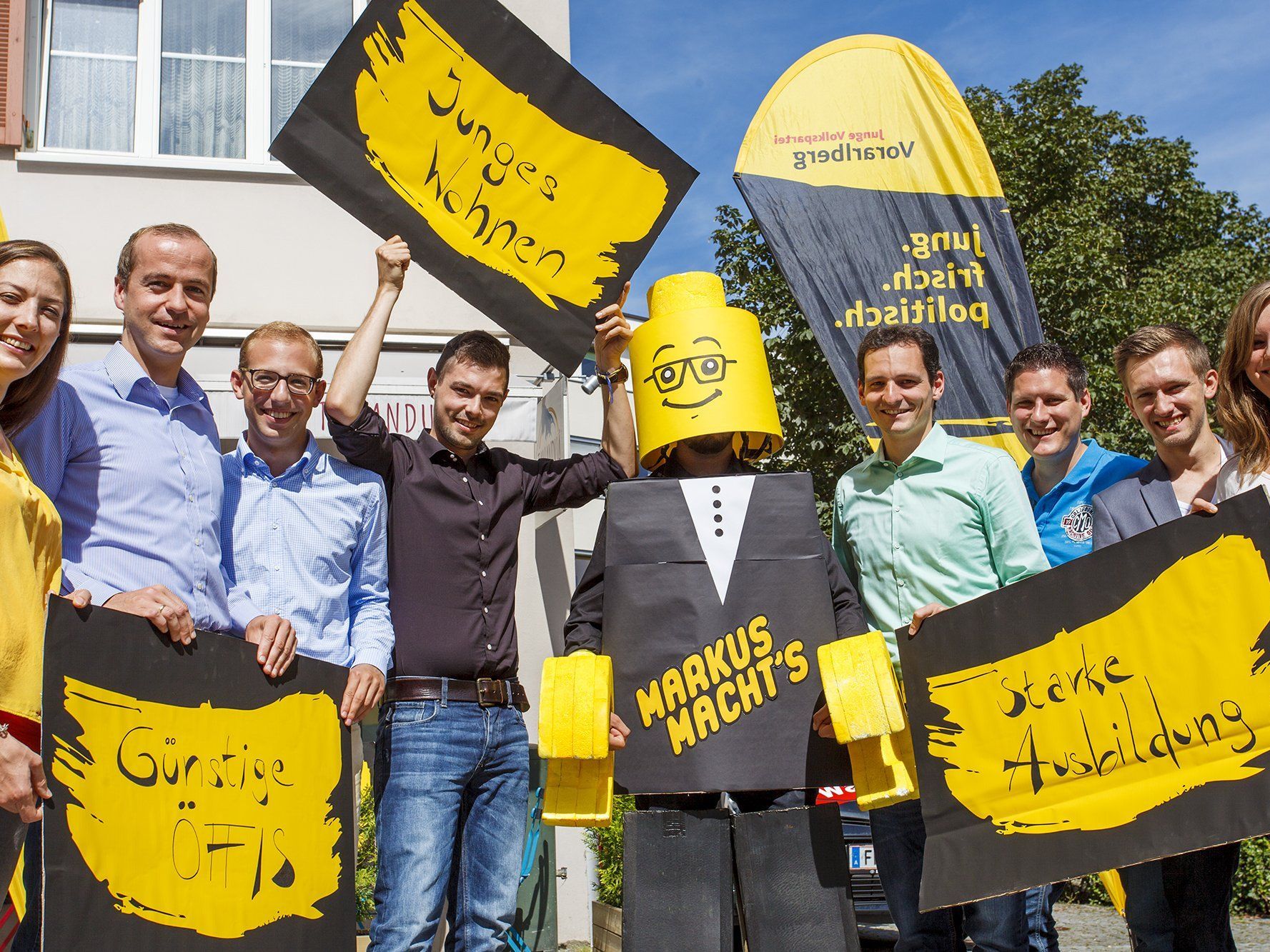 Veronika Marte, Thomas Winsauer, Raphael Wichtl, Michael Felder, Julian Fässler, Steve Mayr, Florian Jäger, Julia Hotz. Veronika Marte, Thomas Winsauer, Raphael Wichtl, Michael Felder, Julian Fässler, Steve Mayr, Florian Jäger, Julia Hotz.