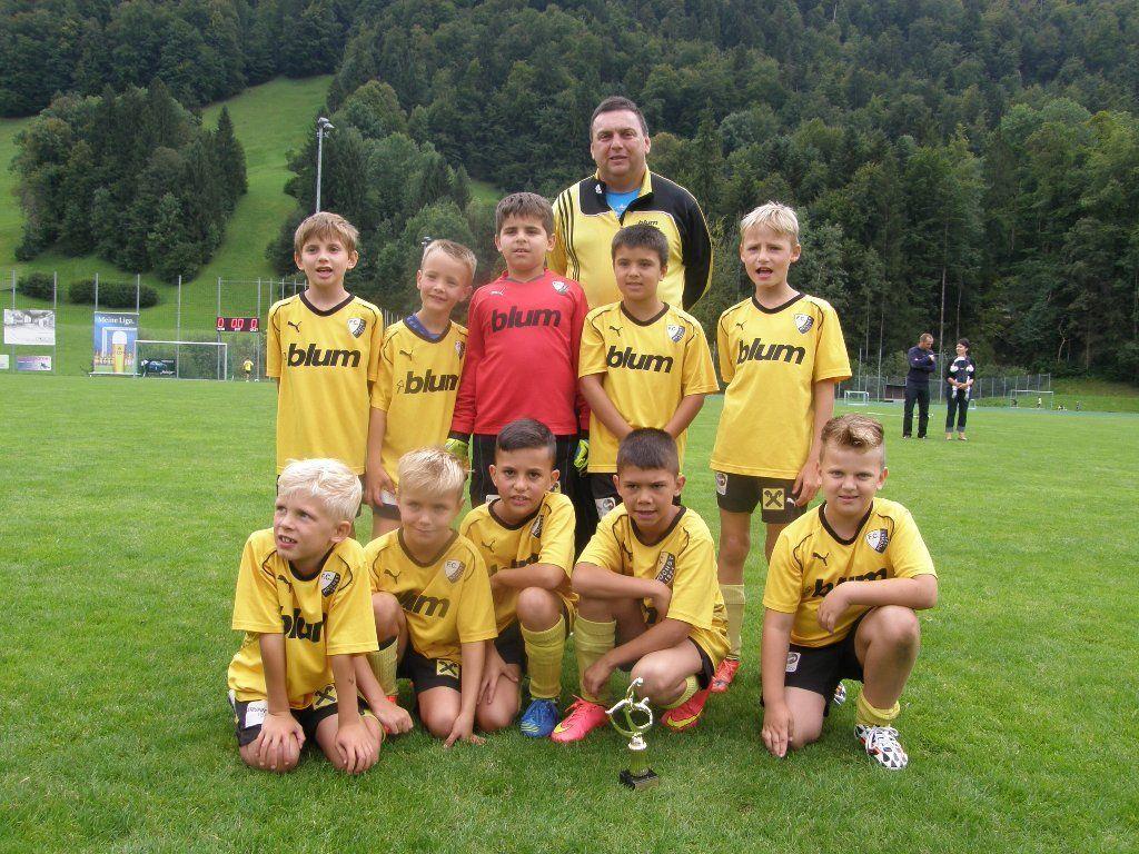 Das siegreiche U9-Team des FC Höchst