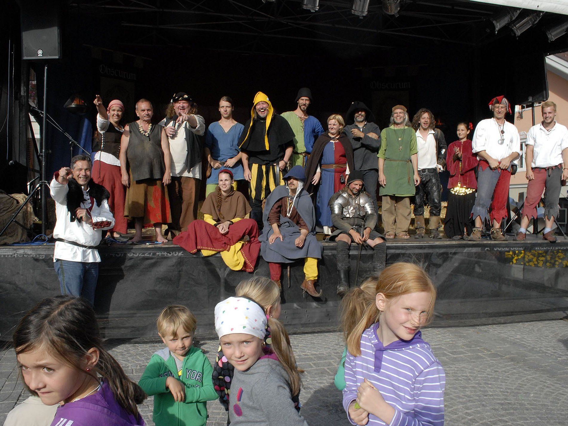 Beim 4. Mittelaltermarkt Montafon in Schruns sprachen Künstler, Händler und Besucher von Wetterglück. Beim 4. Mittelaltermarkt Montafon in Schruns sprachen Künstler, Händler und Besucher von Wetterglück.