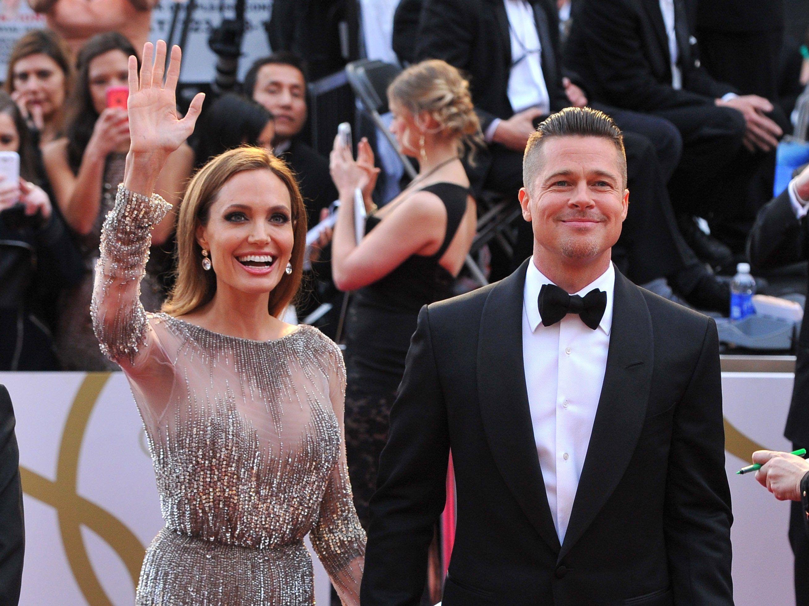 Hollywoods Traumpaar "Brangelina" soll nun endlich geheiratet haben. Hollywoods Traumpaar "Brangelina" soll nun endlich geheiratet haben.