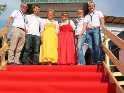 Hand in Hand machte die Region aus der traditionsreichen Handwerksausstellung auch bei der neunten Auflage zu einer Erfolgsgeschichte. Hand in Hand machte die Region aus der traditionsreichen Handwerksausstellung auch bei der neunten Auflage zu einer Erfolgsgeschichte.