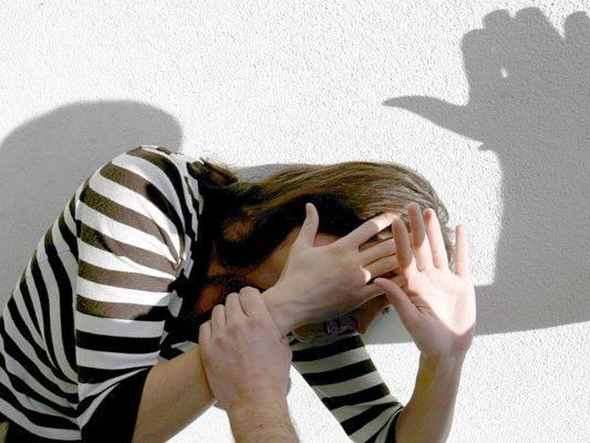 Der gewalttätige Klagenfurter bekommt bis zu drei Jahren Haft Der gewalttätige Klagenfurter bekommt bis zu drei Jahren Haft