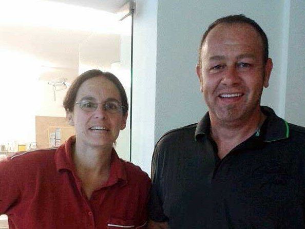 Ombann Jürgen Prammendorfer vom Hundesportverein Nüziders beim Besuch in der Tierarztpraxis  vom Andrea Lackner-Oberle. Ombann Jürgen Prammendorfer vom Hundesportverein Nüziders beim Besuch in der Tierarztpraxis  vom Andrea Lackner-Oberle.