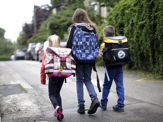 Bei Schuleintritt müsse die deutsche Sprache beherrscht werden Bei Schuleintritt müsse die deutsche Sprache beherrscht werden