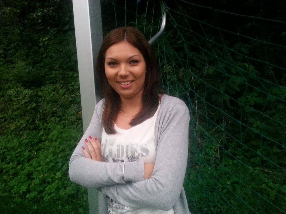 Die Göfnerin Tanja Solaja drückt ihrem Bruder Marco die Daumen und besucht die Spiele auch auswärts. Die Göfnerin Tanja Solaja drückt ihrem Bruder Marco die Daumen und besucht die Spiele auch auswärts.