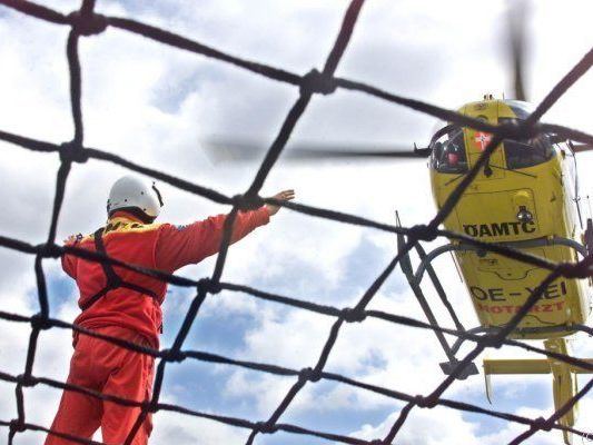 Hubschrauber brachte die Frau ins Spital Hubschrauber brachte die Frau ins Spital
