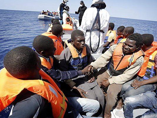 Viele flüchten über das Mittelmeer