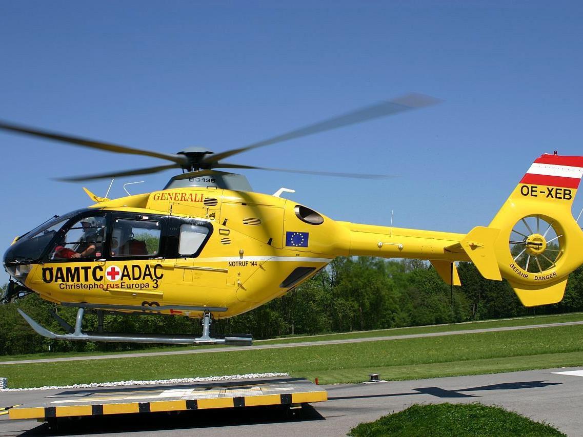 An diesem Wochenende mussten zwei Frauen mit dem Hubschrauber aus ihren alpinen Notlagen gerettet werden.