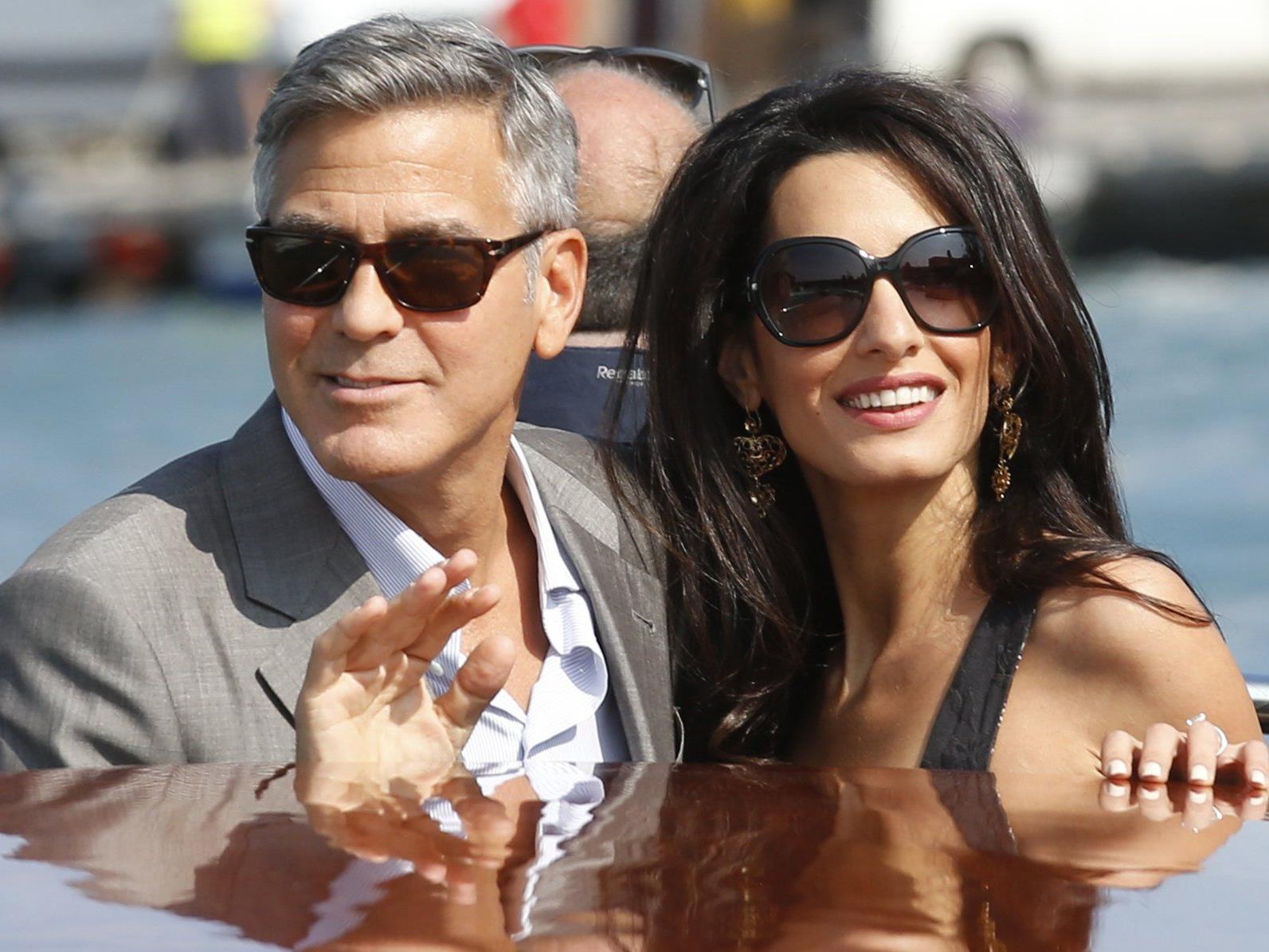 George Clooney mit Verlobter Amal Alamuddin George Clooney mit Verlobter Amal Alamuddin