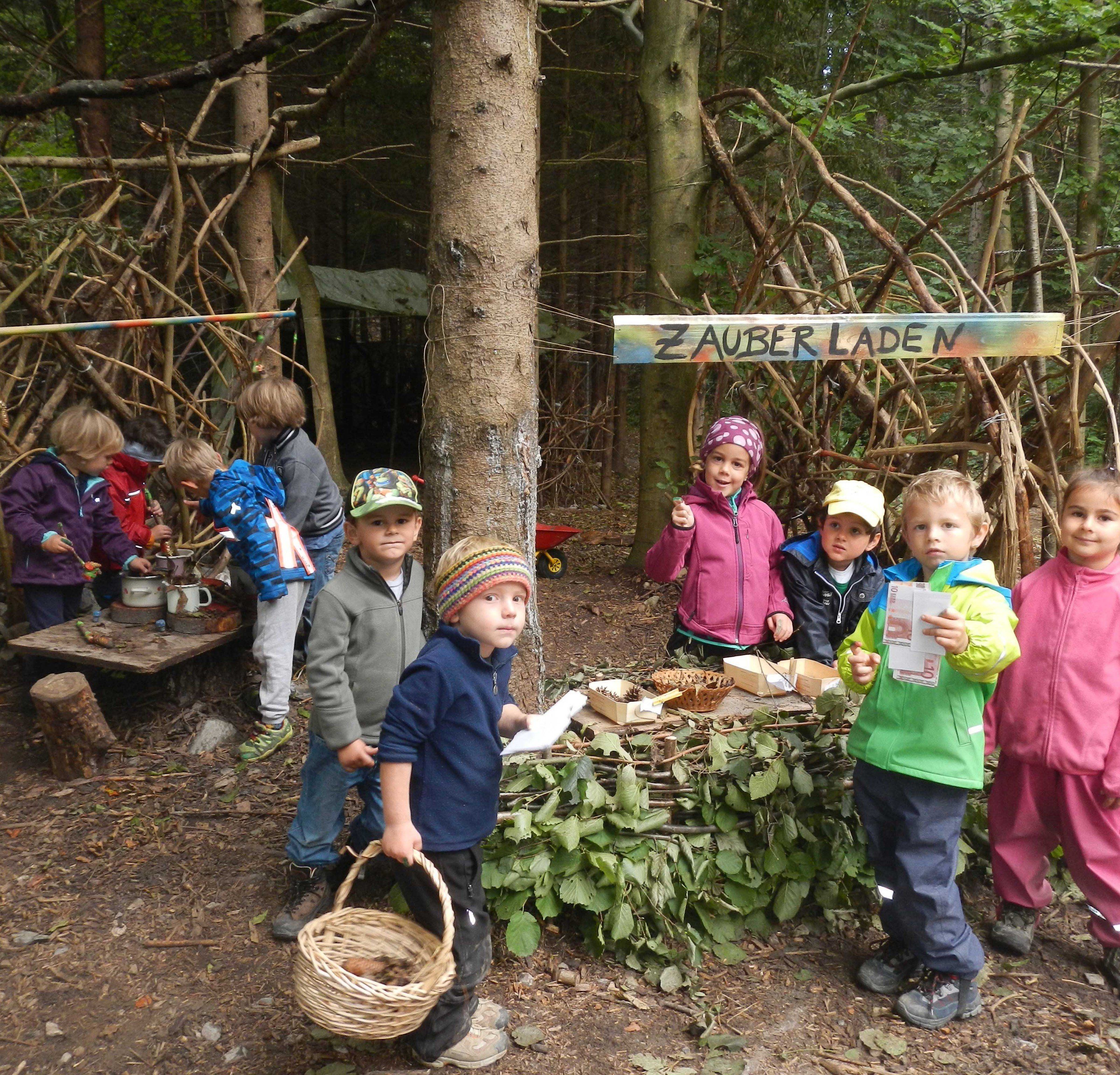 Ein spannendes Kindergartenjahr hat im Bludenzer Waldkindergarten begonnen. Ein spannendes Kindergartenjahr hat im Bludenzer Waldkindergarten begonnen.