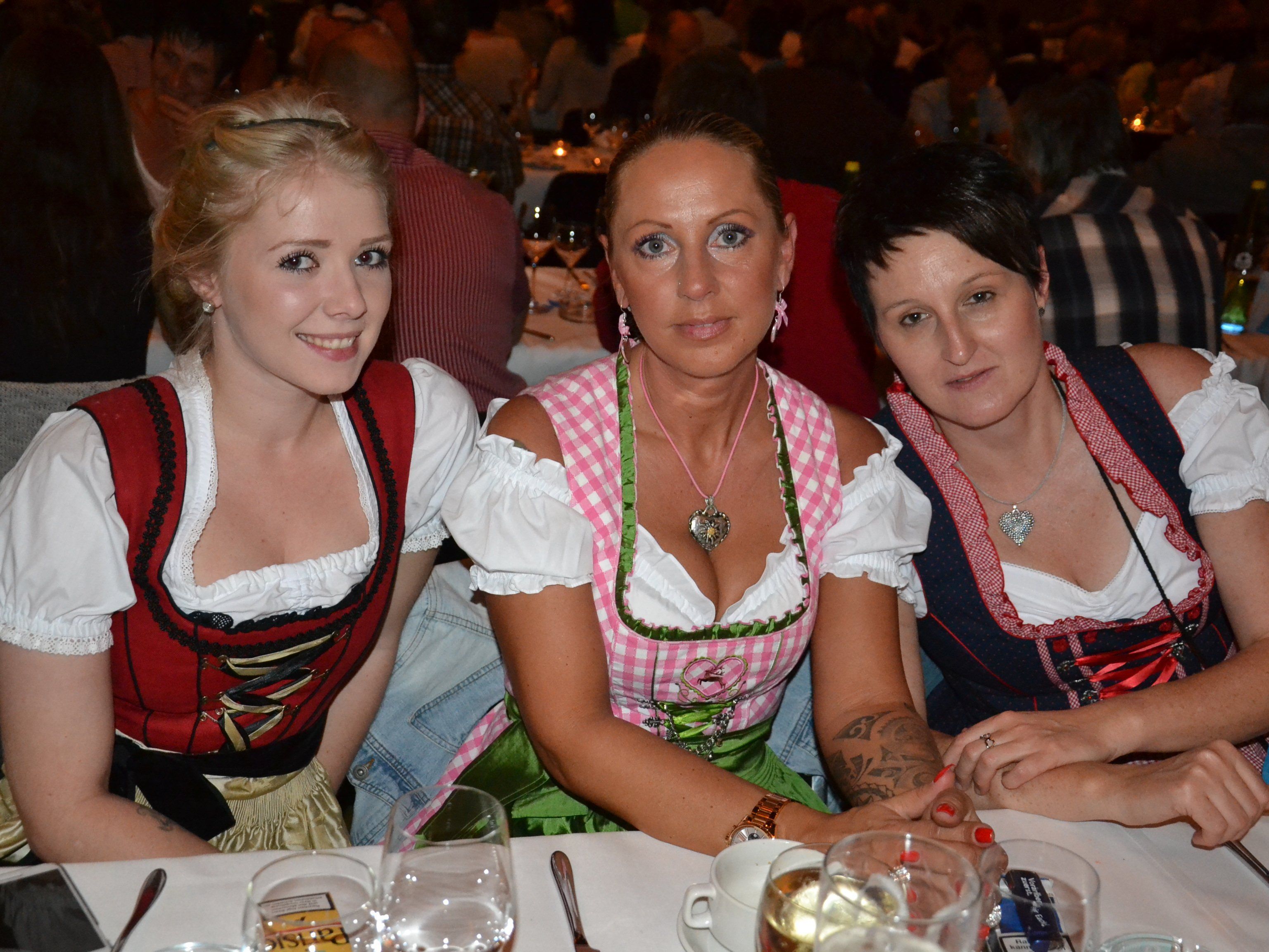Auch Iris, Magdalena und Gabi waren beim Austrägerabend in Götzis dabei Auch Iris, Magdalena und Gabi waren beim Austrägerabend in Götzis dabei