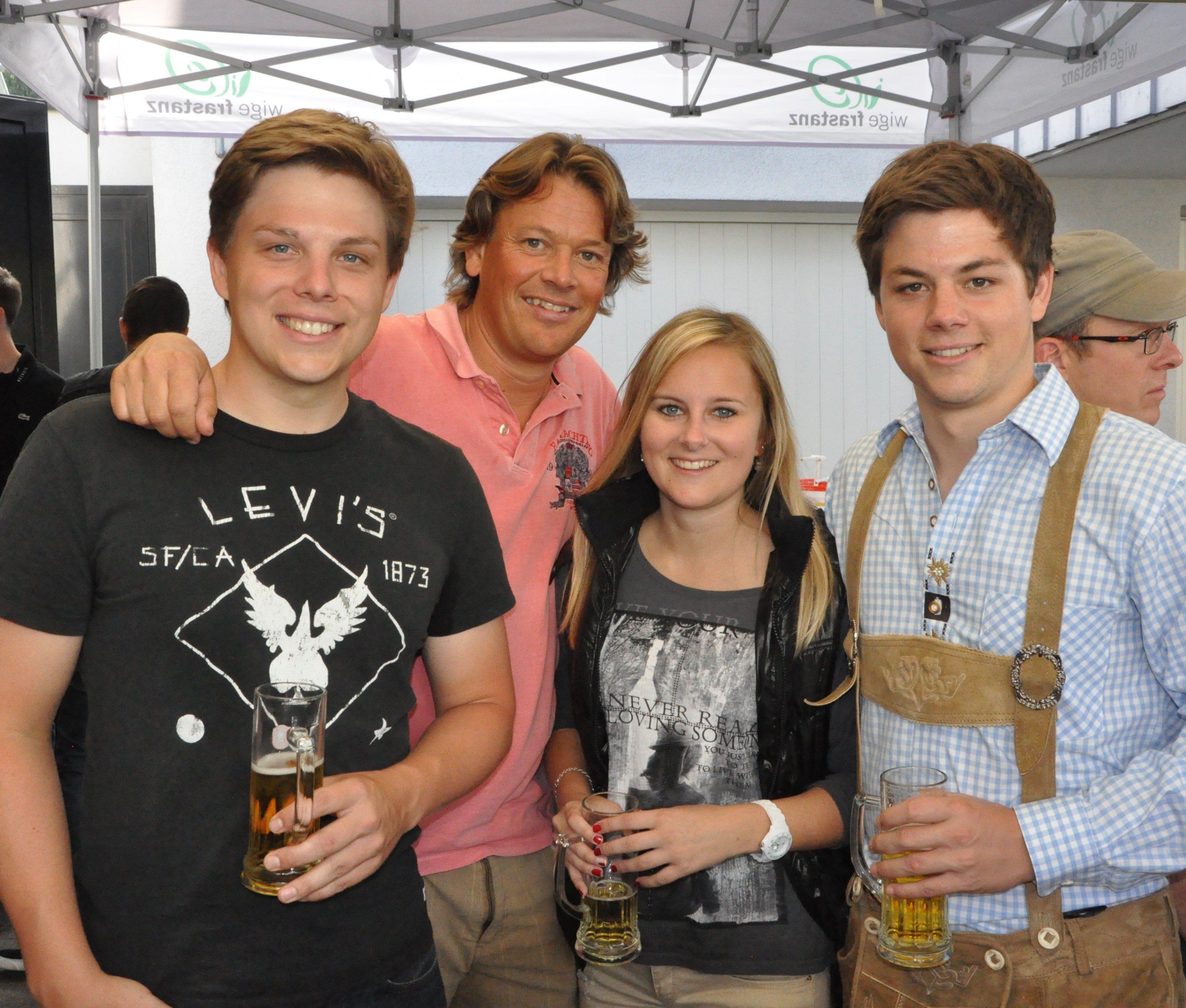 Beste Stimmung, gute Biere, feine Edelbrände und vieles mehr gab es beim Rankweiler Brenn&Brautag Beste Stimmung, gute Biere, feine Edelbrände und vieles mehr gab es beim Rankweiler Brenn&Brautag
