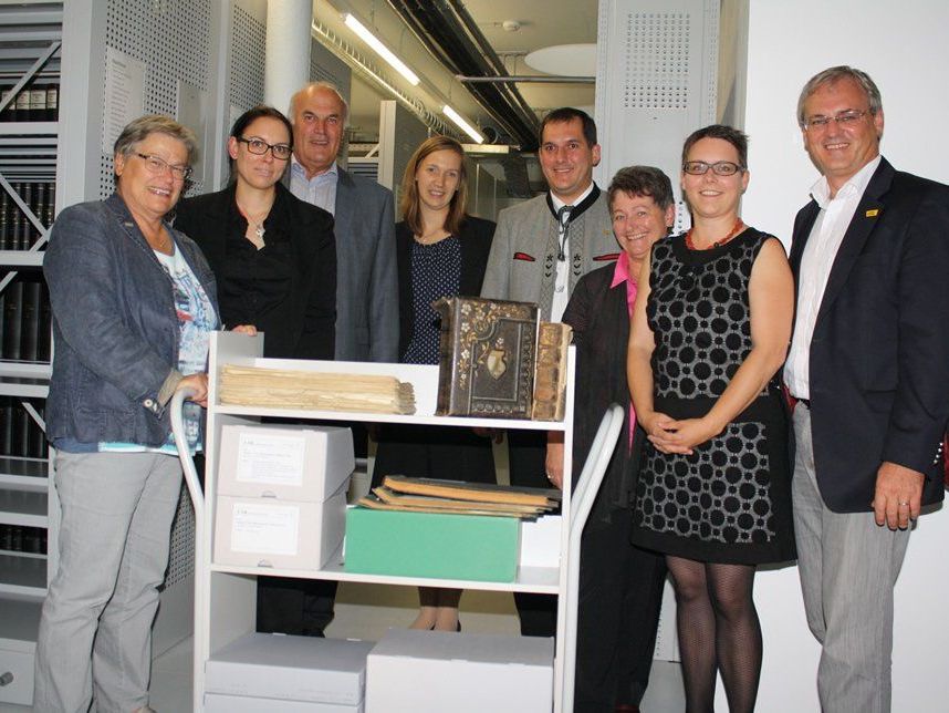 Freude bei den Verantwortlichen über das gelungene Werk. Freude bei den Verantwortlichen über das gelungene Werk.