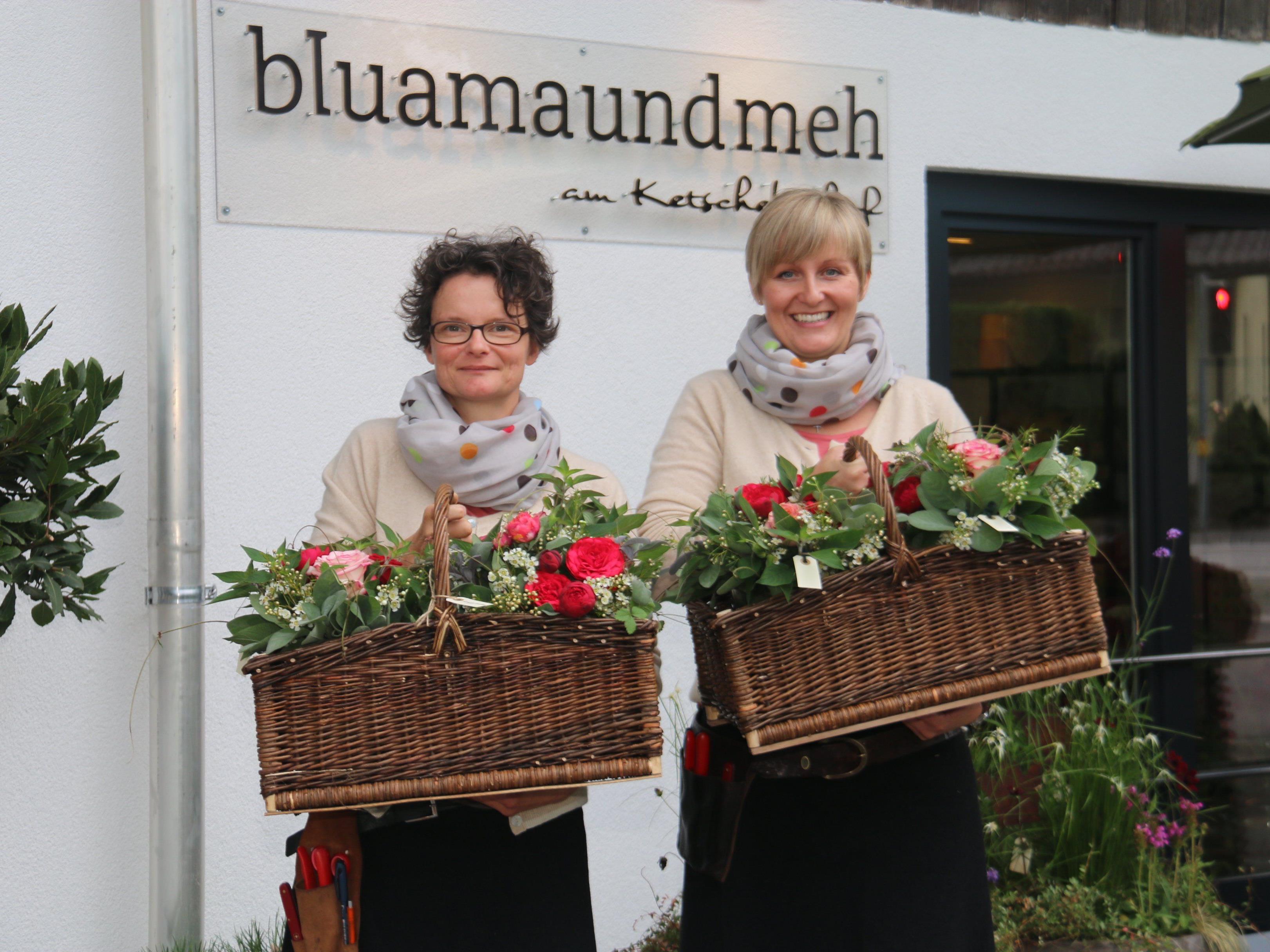 Andrea Löschner (l.) und Yvonne Lins eröffneten vergangenen Samstag das neue Blumengeschäft in Gisingen.