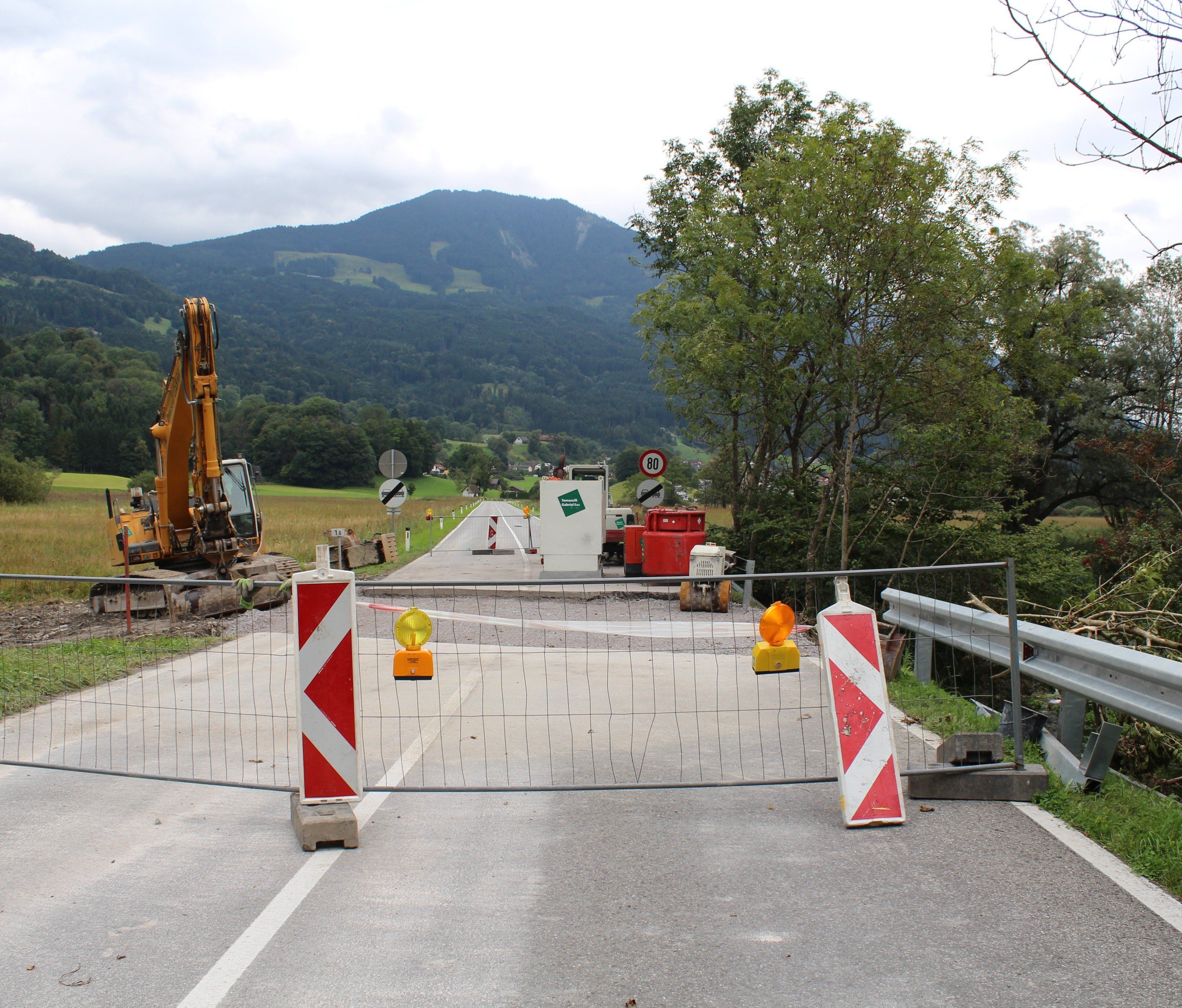 Baustellenabschnitt an der L54 von Frastanz nach Satteins