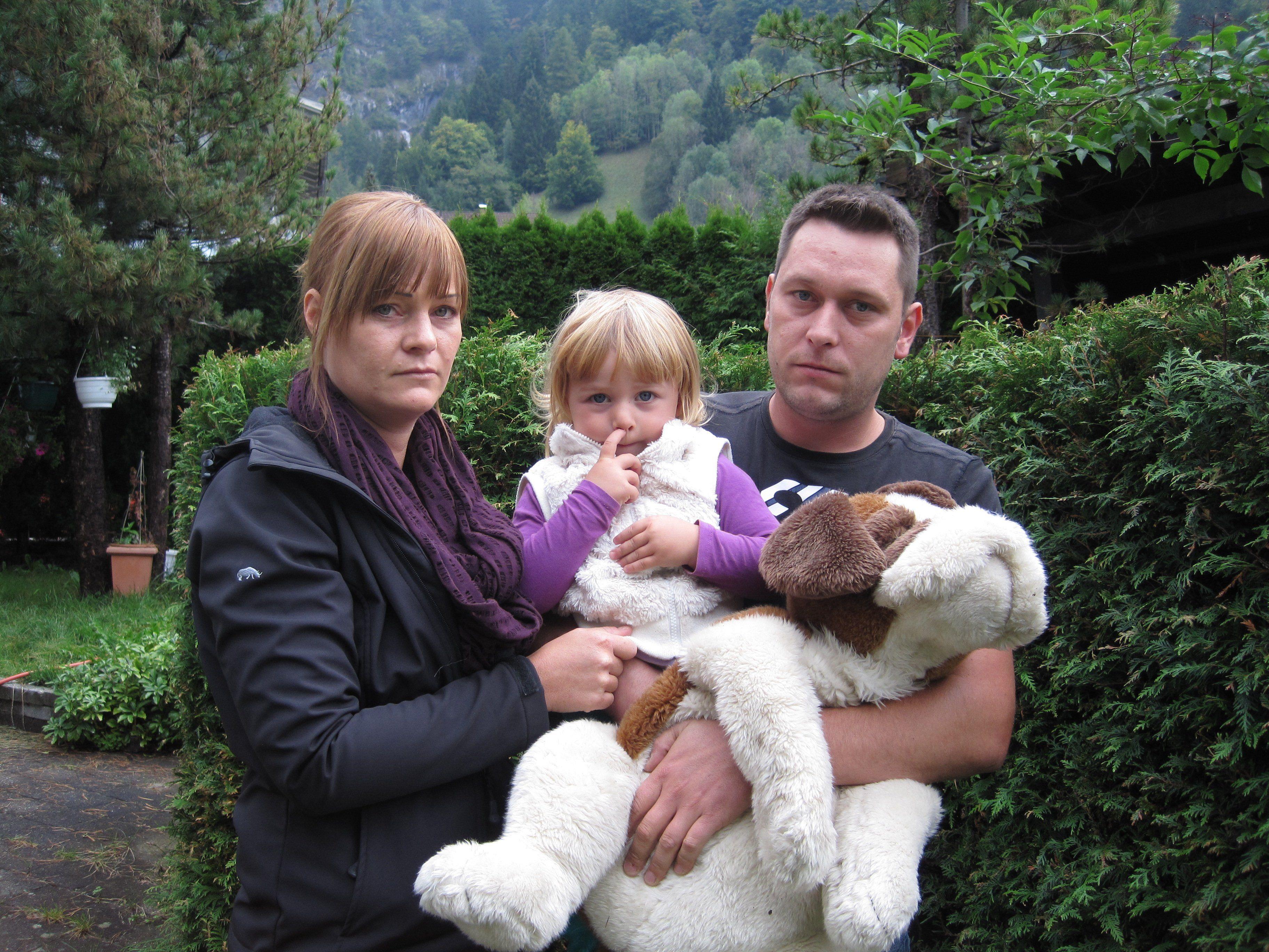 Jasmin Tschofen und ihre Familie klagt um den Verlust ihres Lennox.