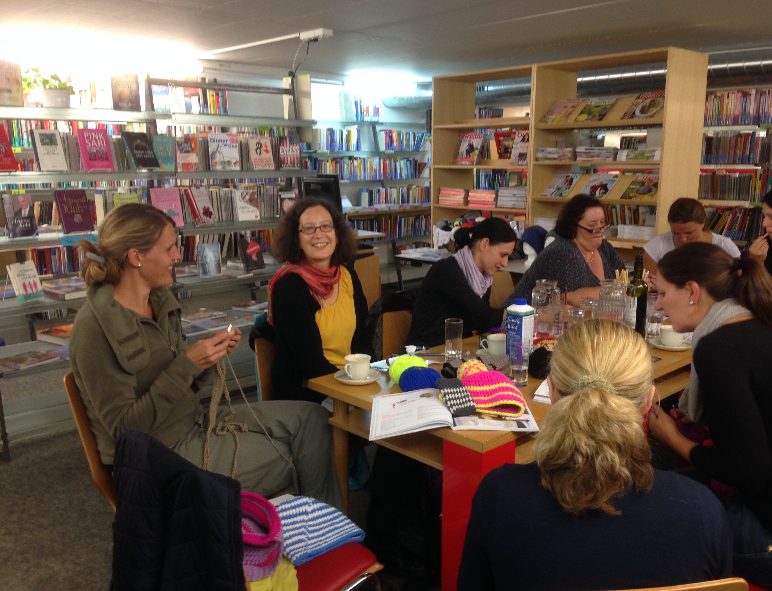 Die Teilnehmer am Boshi-Workshop waren mit voller Begeisterung dabei