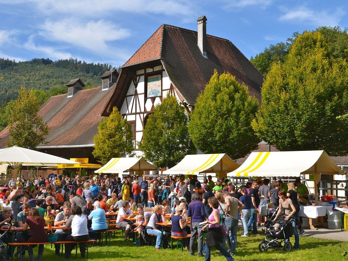 Der Sunnahof rüstet sich für das große Kürbisfest am 4. Oktober. Der Sunnahof rüstet sich für das große Kürbisfest am 4. Oktober.