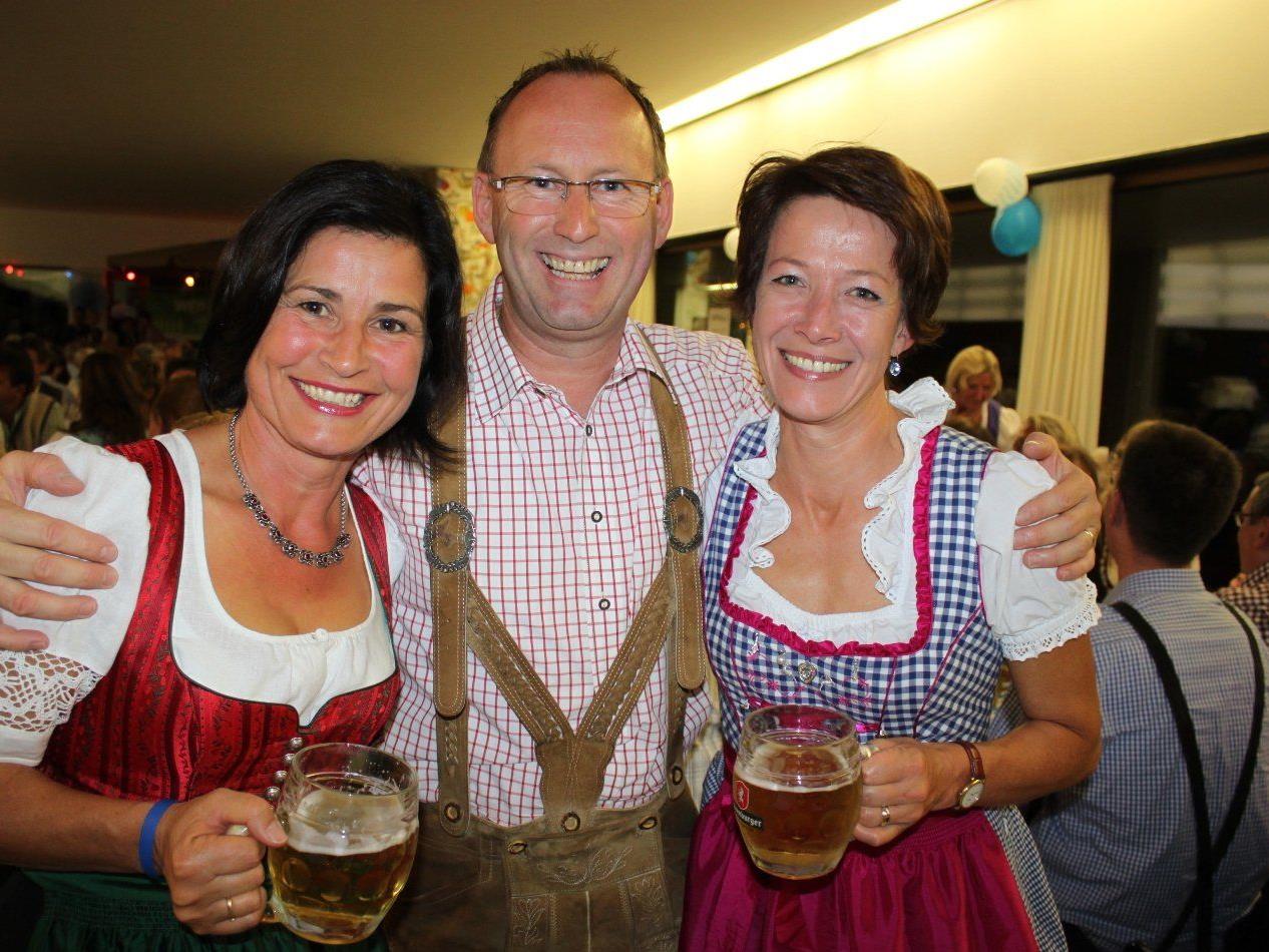 Selbstverständlich kommen auch aus Hörbranz zahlreiche „Bierblosn-Fans“ zum Oktoberfest nach Lochau.