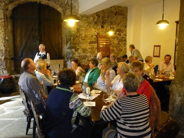 Ludescher Pensionistenverband auf 2-Tagesfahrt ins Südtirol Ludescher Pensionistenverband auf 2-Tagesfahrt ins Südtirol