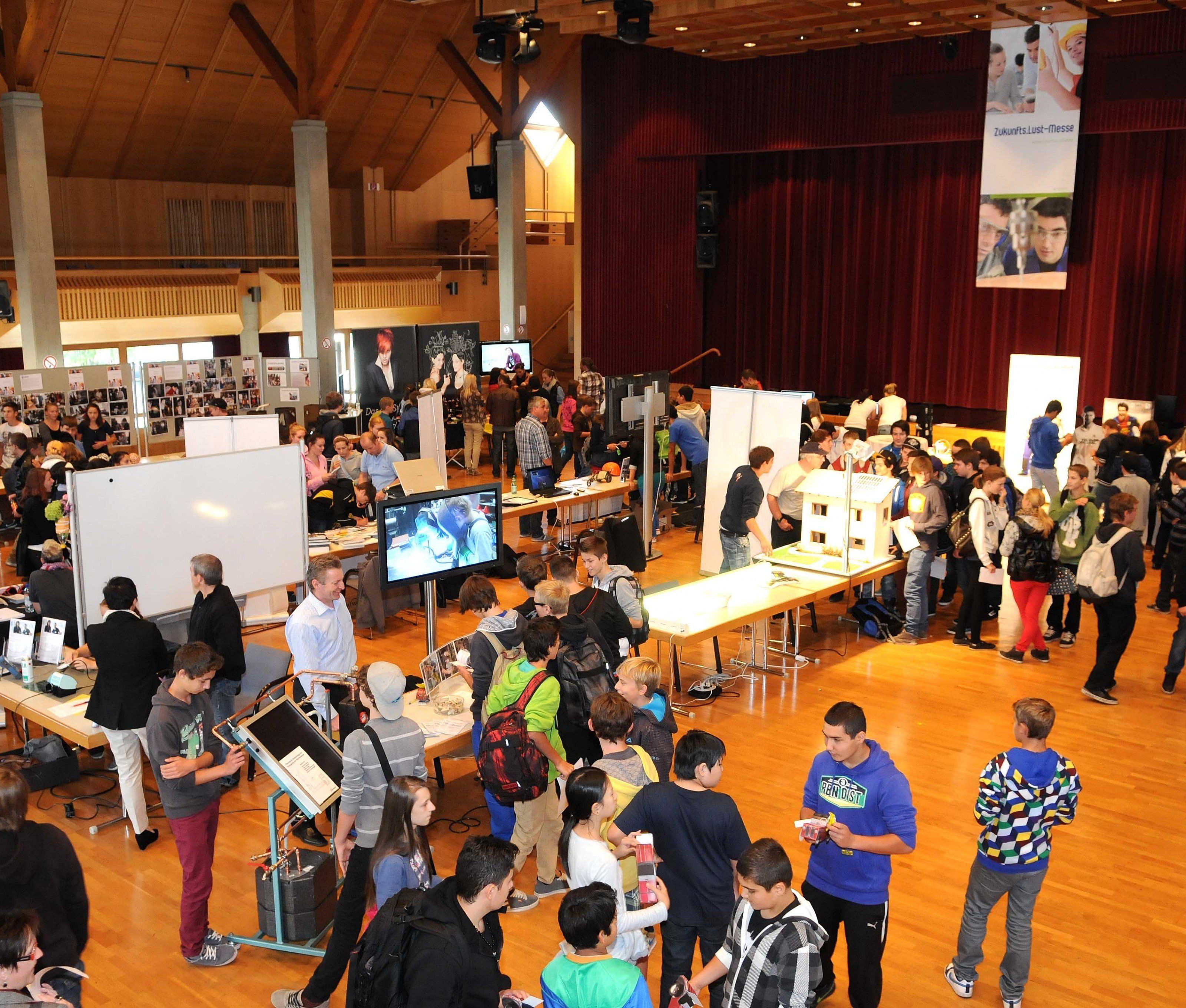 Großes Interesse in den Vorjahren. Auch heuer werden rund 500 SchülerInnen erwartet. Großes Interesse in den Vorjahren. Auch heuer werden rund 500 SchülerInnen erwartet.