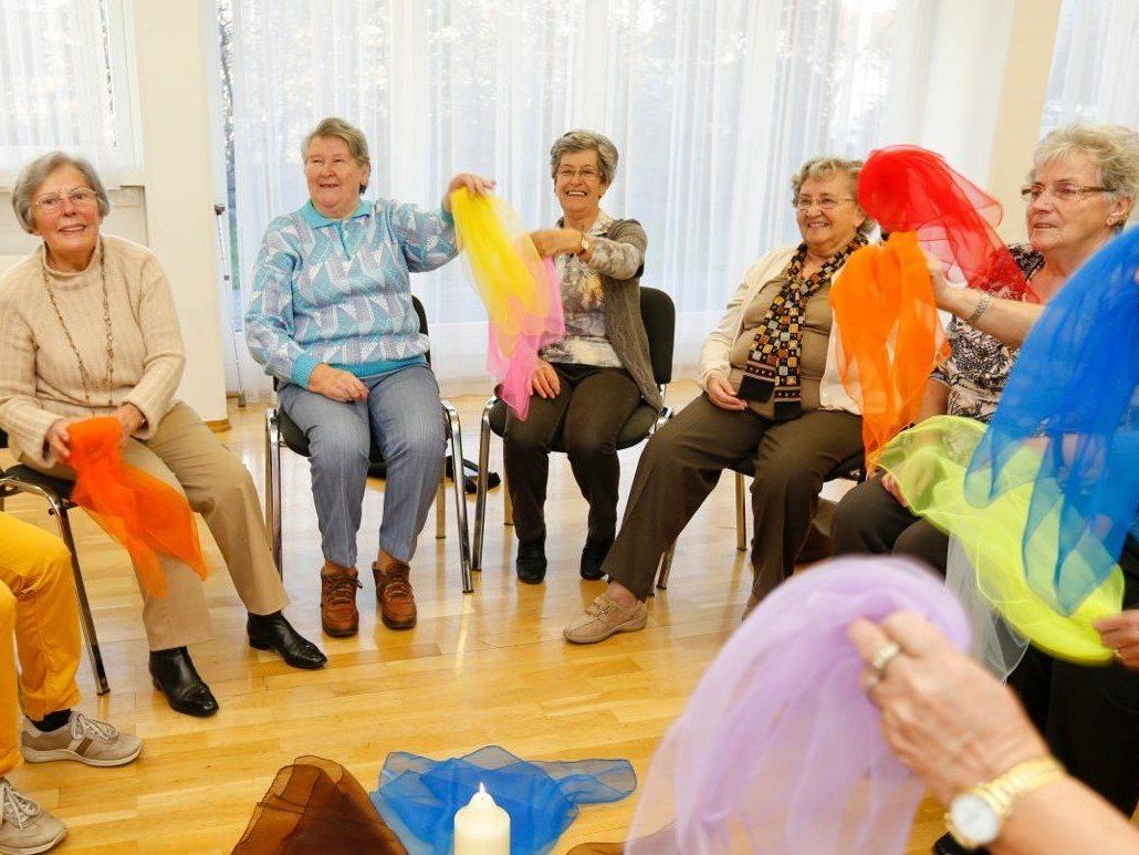 Alt.Jung.Sein.Kurs - Mit Spaß geistig fit und beweglich bleiben. Alt.Jung.Sein.Kurs - Mit Spaß geistig fit und beweglich bleiben.