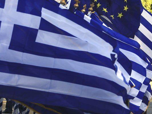 Griechen tarnen ihre Pools um keine Steuern zahlen zu müssen