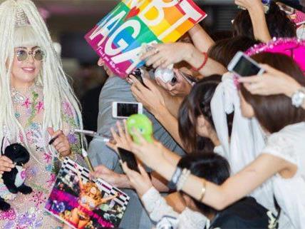 Lady Gaga ist bekannt für ihre Interaktion mit den Fans.