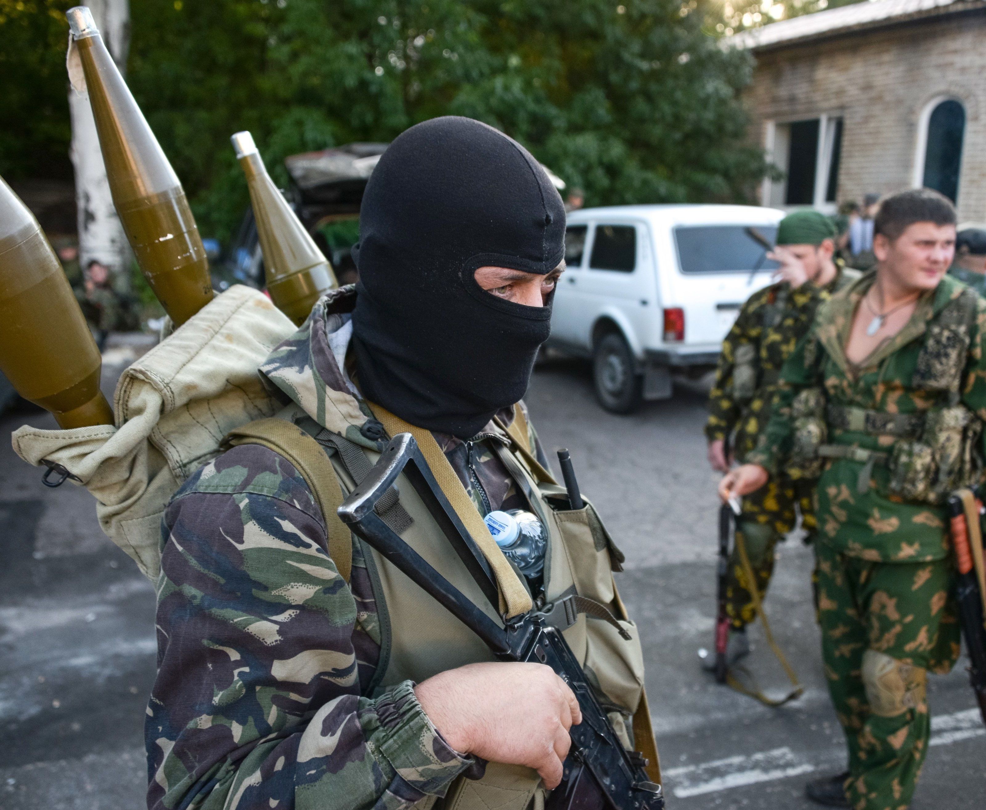 Pro-Russische Rebellen auf dem Vormarsch. Pro-Russische Rebellen auf dem Vormarsch.