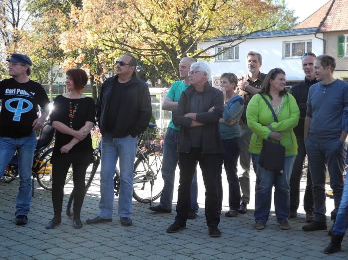 Die Teilnehmer der Exkursion erfuhren viel Wissenswertes über die Zeit der Schmuggler in ihrer Heimatgemeinde.