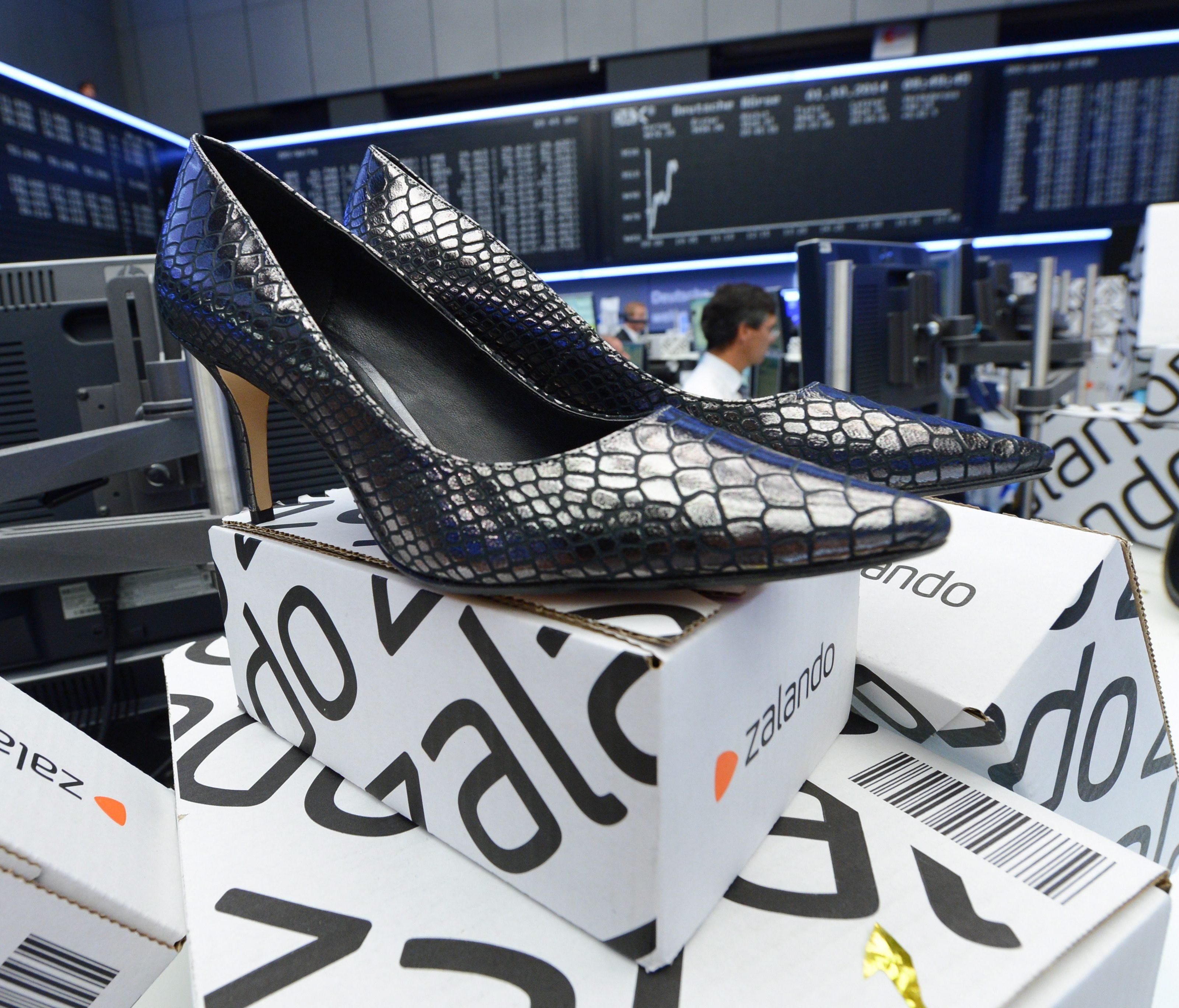 Der Online-Händler Zalando startete am Mittwoch an der deutschen Börse. Der Online-Händler Zalando startete am Mittwoch an der deutschen Börse.