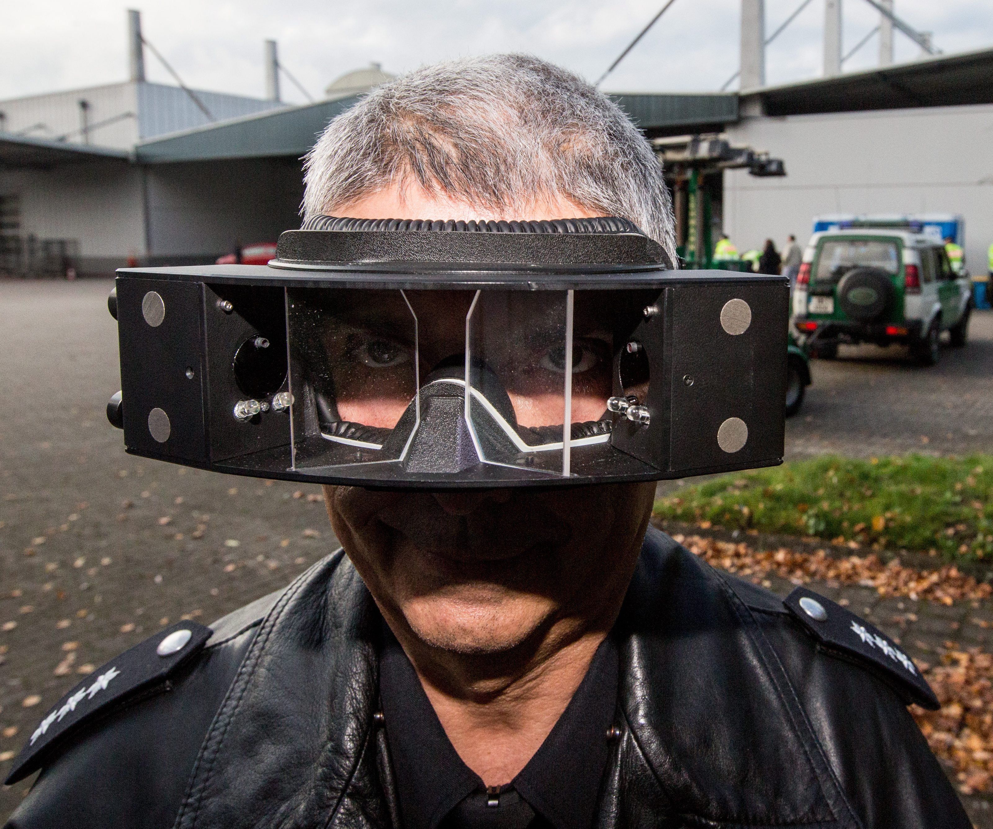 Mit dem "Pupillograph" können Rauschmittel anhand der Pupillenreaktion erkannt werden. Mit dem "Pupillograph" können Rauschmittel anhand der Pupillenreaktion erkannt werden.