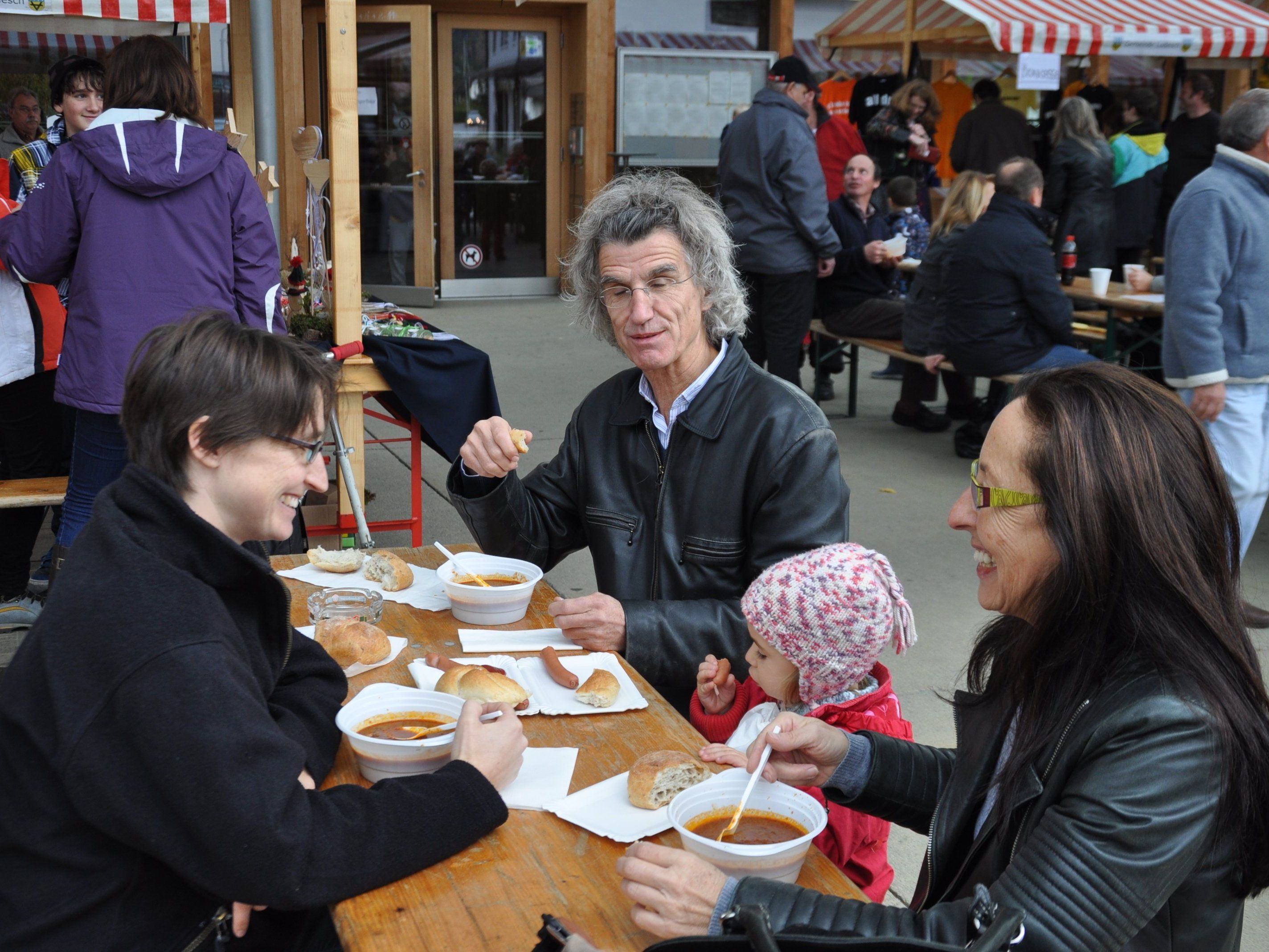 Martinimarkt 2014 in Ludesch für Groß und Klein Martinimarkt 2014 in Ludesch für Groß und Klein