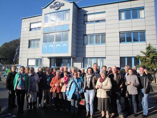 Pensionistenverband Mittel- und Hinterwald besucht Loacker-Recycling