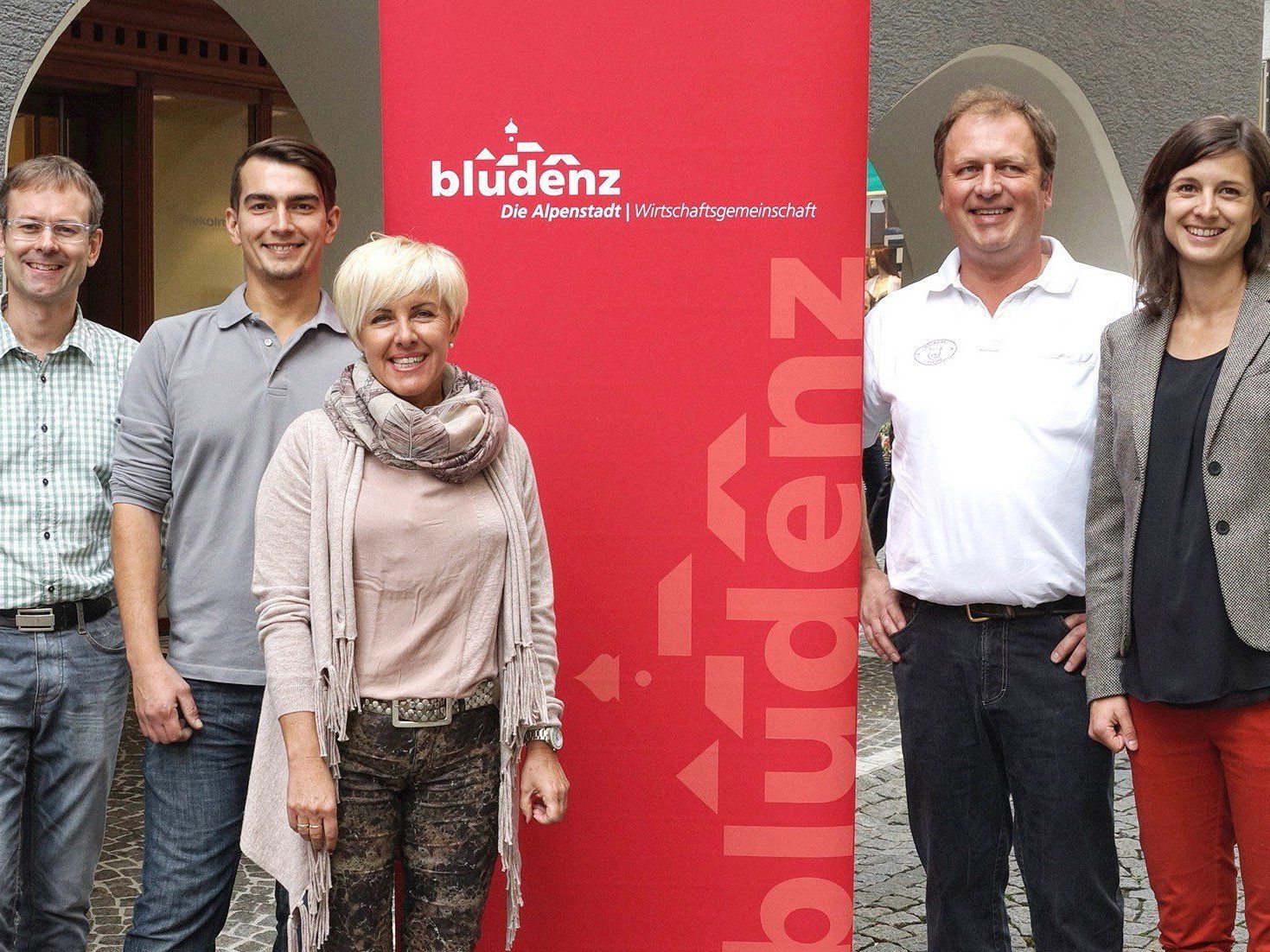 WIGE Vorstand v.li nach re.): Neues Vorstandsteam der WIGE Bludenz Mag. Hanno Reutterer, Alessandro Santella, Marianne Frainer, Hanno Fuchs und Geschäftsführerin der Bludenz Stadtmarketing GmbH MMag. Ulrike Dirnbauer. WIGE Vorstand v.li nach re.): Neues Vorstandsteam der WIGE Bludenz Mag. Hanno Reutterer, Alessandro Santella, Marianne Frainer, Hanno Fuchs und Geschäftsführerin der Bludenz Stadtmarketing GmbH MMag. Ulrike Dirnbauer.
