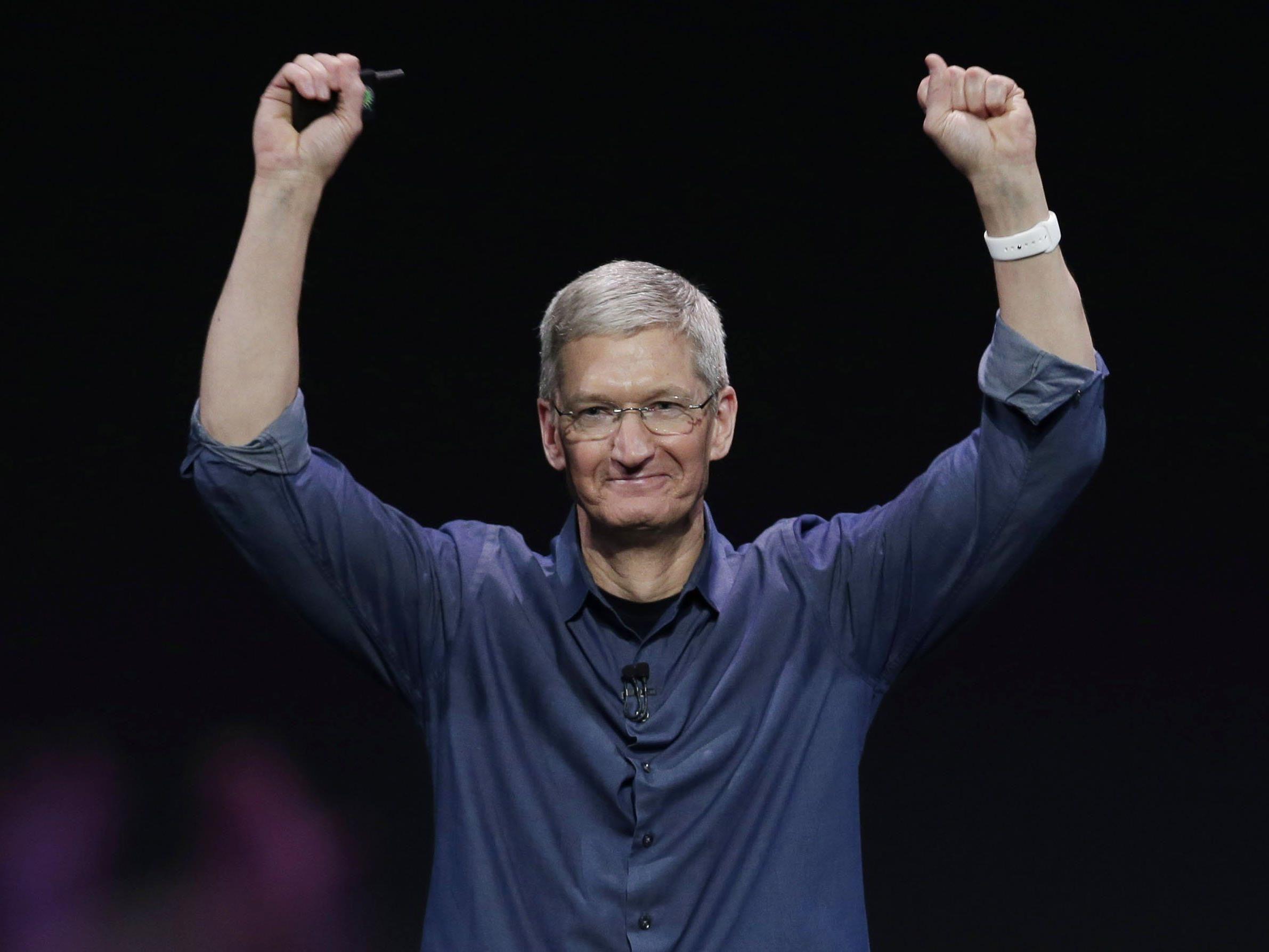 Apple-Chef Tim Cook bekennt sich in einem Beitrag zu seiner Homosexualität.