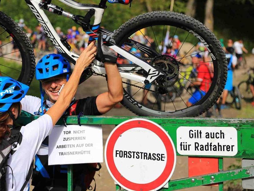 Für Mountainbiker ist auf Forstwegen Schluss Für Mountainbiker ist auf Forstwegen Schluss