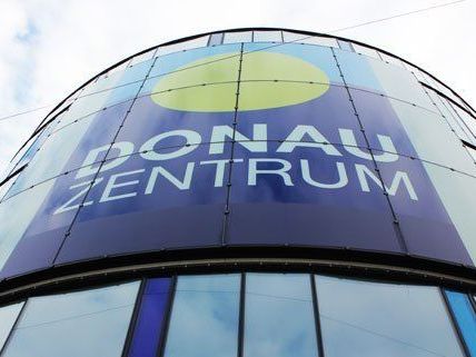 Vor dem Donauzentrum eskalierte ein Streit Vor dem Donauzentrum eskalierte ein Streit