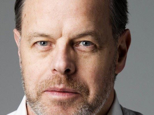 "Die Tote im Cellokasten": Krimi-Lesung mit Peter Natter (im Bild). - © Peter Natter "Die Tote im Cellokasten": Krimi-Lesung mit Peter Natter (im Bild). - © Peter Natter