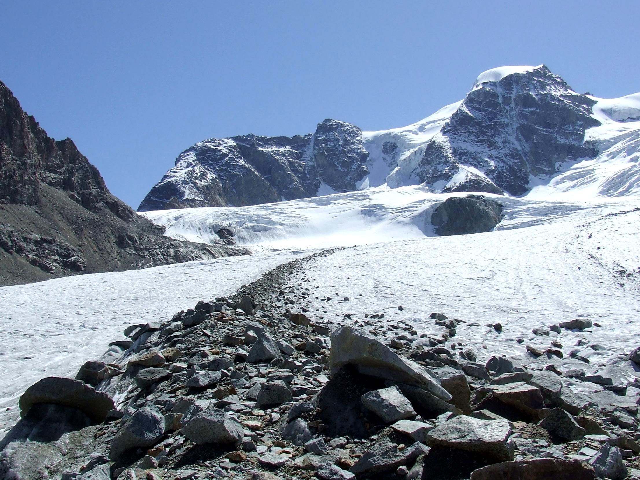 Zwei Vorarlberger verunglückten am 3.606 Meter hohen Piz Cambrena.