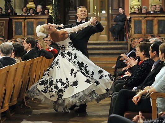 Österreichs Vorzeige-Tanzpaar triumphierte Österreichs Vorzeige-Tanzpaar triumphierte