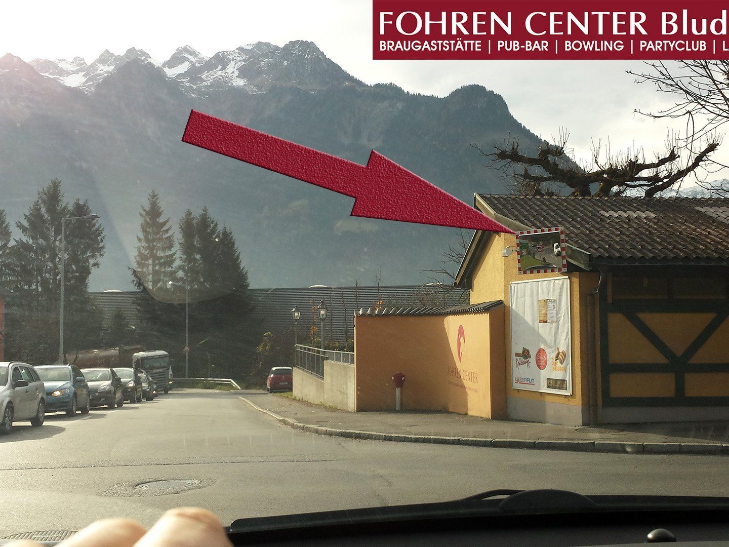 Mehr Sicherheit durch neuen Verkehrsspiegel Mehr Sicherheit durch neuen Verkehrsspiegel