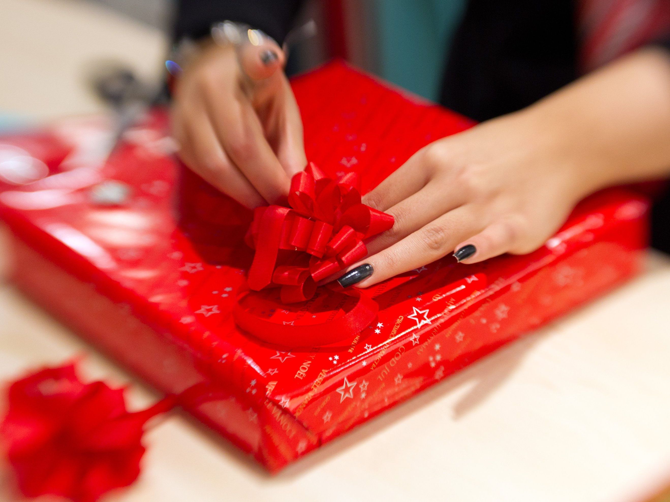 Wichtige Tipps von der Post: So kommen ihre Weihnachtsgeschenke pünktlich an. Wichtige Tipps von der Post: So kommen ihre Weihnachtsgeschenke pünktlich an.