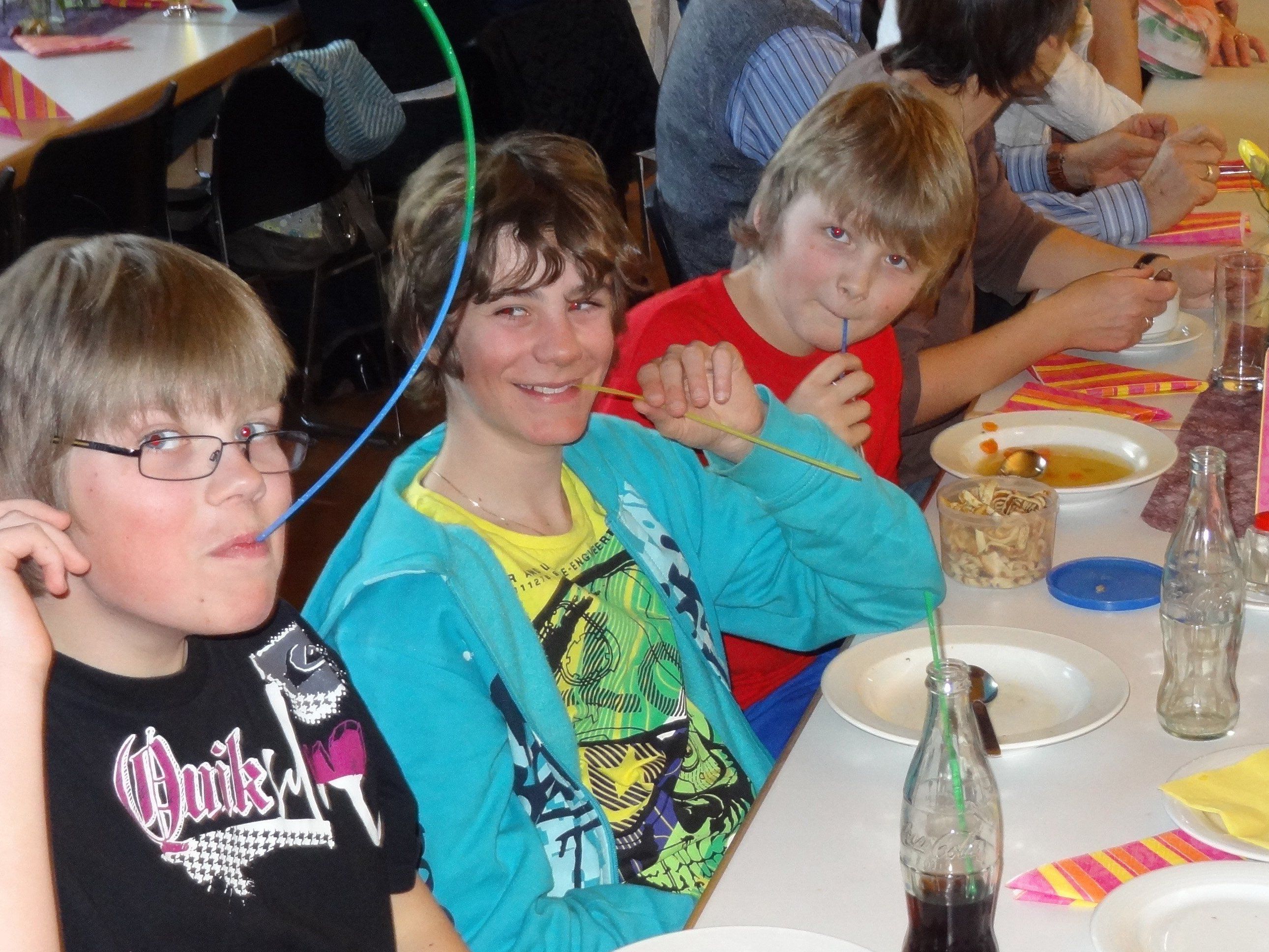 Der Suppentag des Nenzinger Missionskreises wird gerne angenommen. Der Suppentag des Nenzinger Missionskreises wird gerne angenommen.